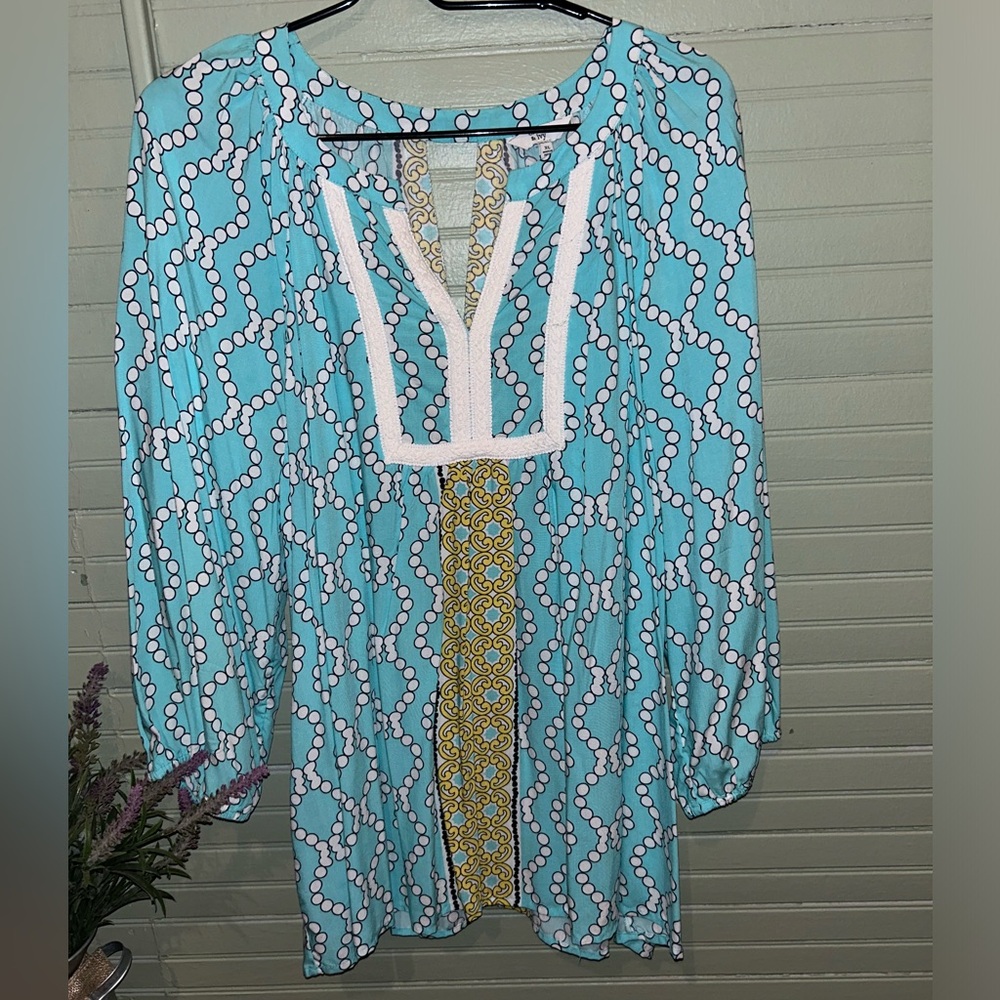 NWOT GORGEOUS Turquoise, Yellow, White, Black Tunic Size XL